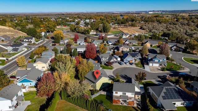 3731 Van Ct, West Richland, WA 99353