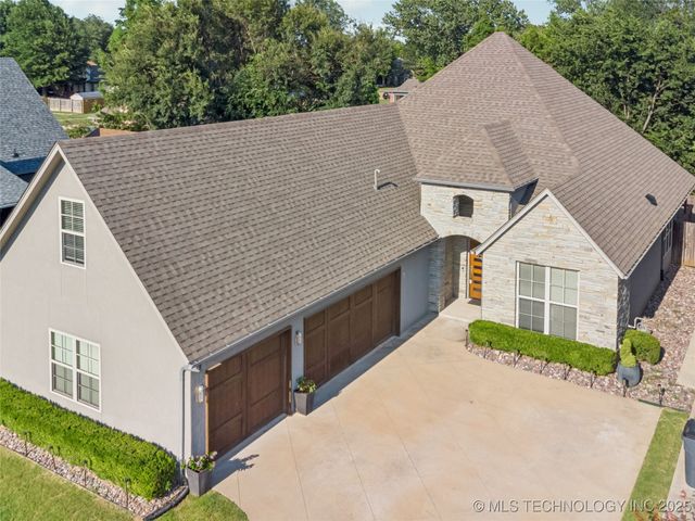11427 S Ash Street, Jenks, OK 74037