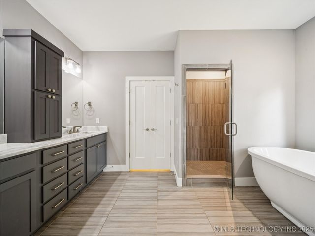 11427 S Ash Street, Jenks, OK 74037