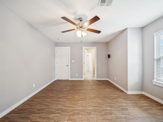 11427 S Ash Street, Jenks, OK 74037