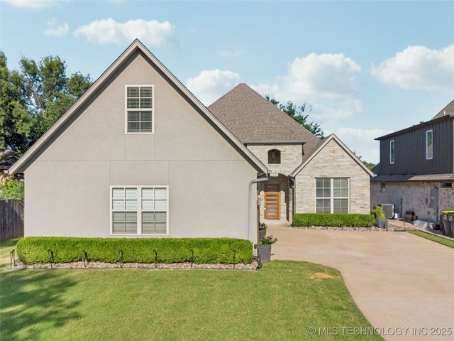 11427 S Ash Street, Jenks, OK 74037