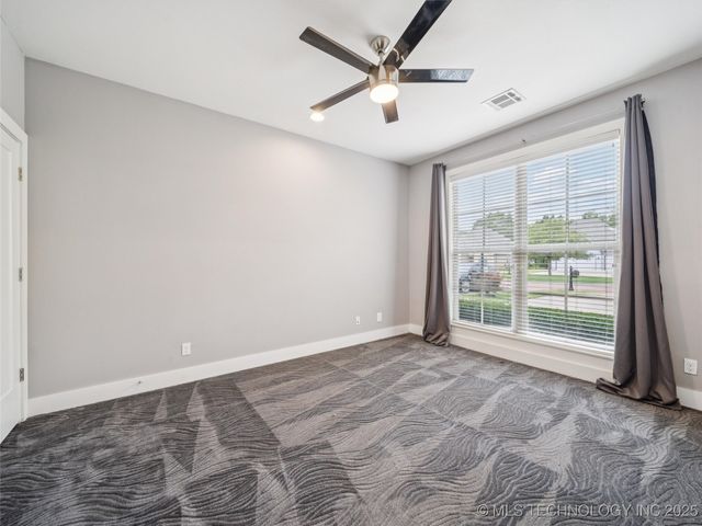 11427 S Ash Street, Jenks, OK 74037