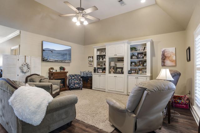 185 Lakeview Rd., Columbia, MS 39429