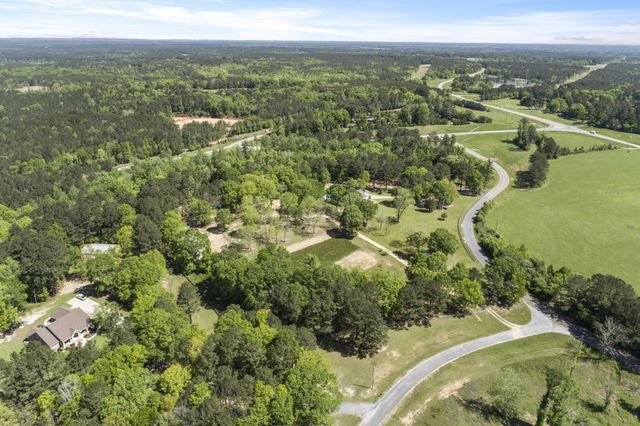 185 Lakeview Rd., Columbia, MS 39429