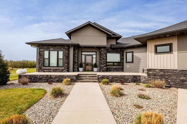 18595 43rd Avenue N, Hawley, MN 56549