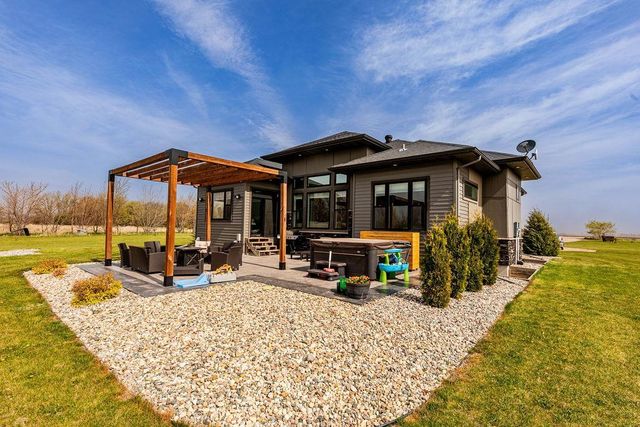 18595 43rd Avenue N, Hawley, MN 56549