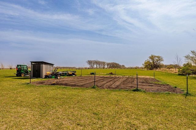18595 43rd Avenue N, Hawley, MN 56549