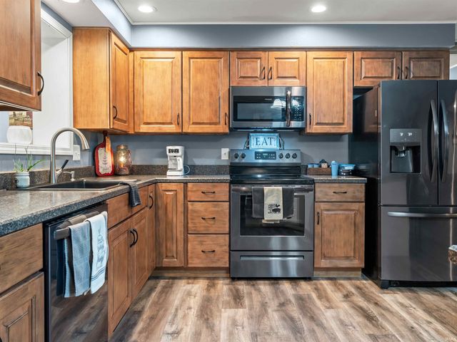 282 Wyler Lane, Mitchell, IN 47446