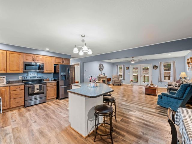 282 Wyler Lane, Mitchell, IN 47446