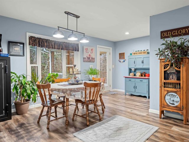 282 Wyler Lane, Mitchell, IN 47446