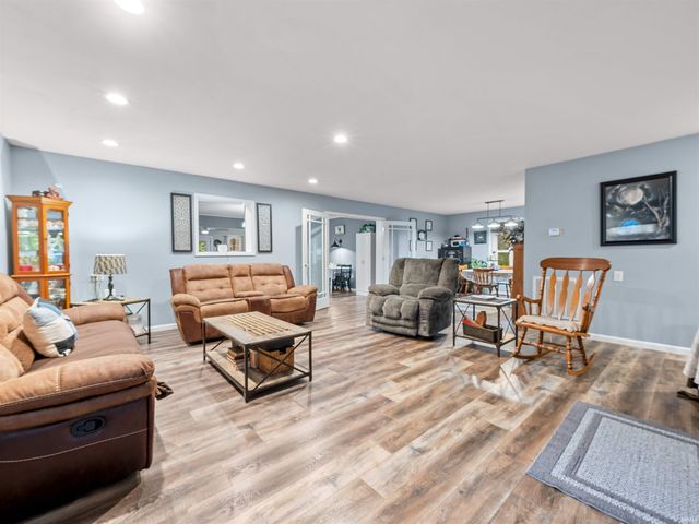 282 Wyler Lane, Mitchell, IN 47446