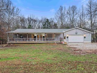 282 Wyler Lane, Mitchell, IN 47446