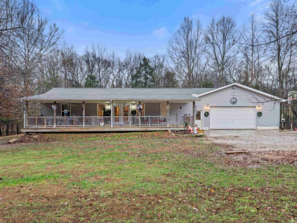 282 Wyler Lane, Mitchell, IN 47446