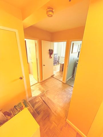 300 Lynn Shore Drive 207, Lynn, MA 01902