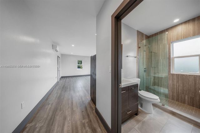 1020 SW 23rd Ave 4, Miami, FL 33135