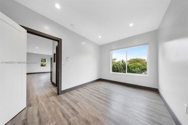 1020 SW 23rd Ave 4, Miami, FL 33135