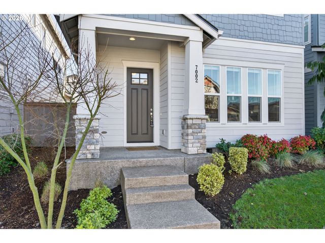7002 Se GENROSA St, Hillsboro, OR 97123