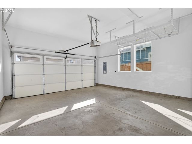 7002 Se GENROSA St, Hillsboro, OR 97123