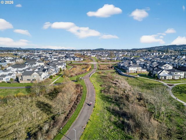 7002 Se GENROSA St, Hillsboro, OR 97123