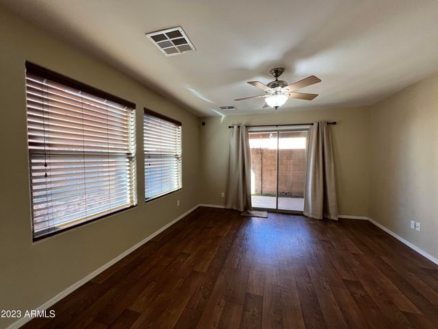 2709 E BART Street, Gilbert, AZ 85295