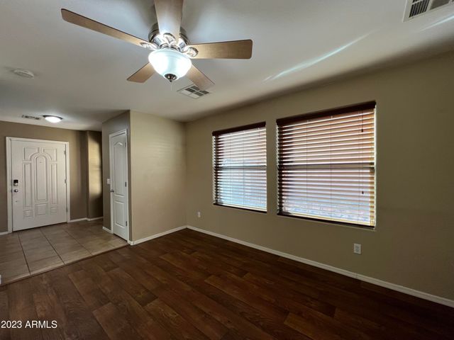 2709 E BART Street, Gilbert, AZ 85295