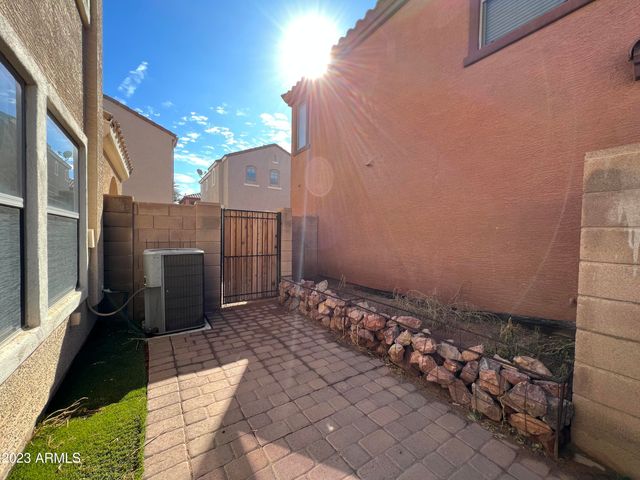 2709 E BART Street, Gilbert, AZ 85295