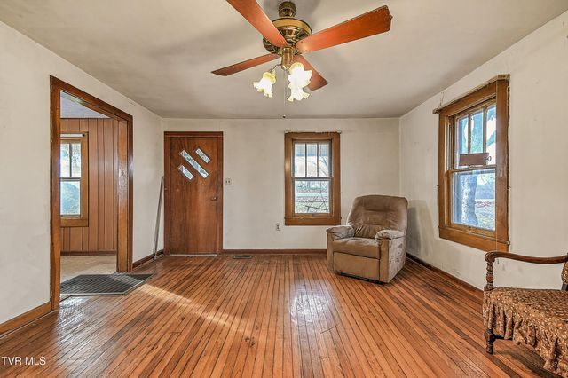 1141 Ridgecrest Avenue, Kingsport, TN 37665