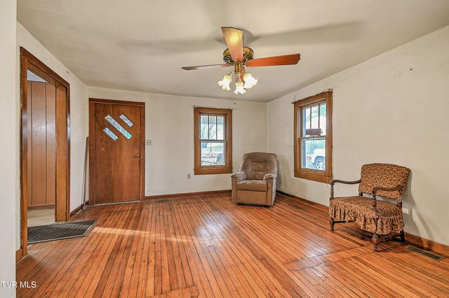 1141 Ridgecrest Avenue, Kingsport, TN 37665