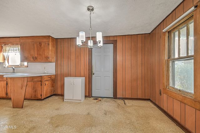 1141 Ridgecrest Avenue, Kingsport, TN 37665