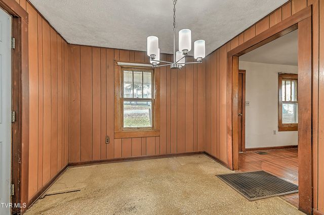 1141 Ridgecrest Avenue, Kingsport, TN 37665