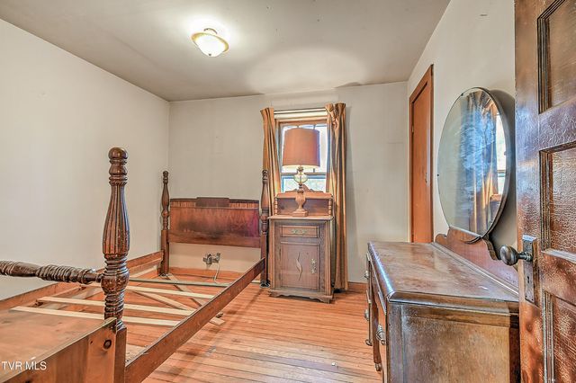 1141 Ridgecrest Avenue, Kingsport, TN 37665