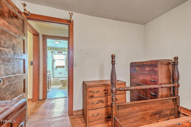 1141 Ridgecrest Avenue, Kingsport, TN 37665