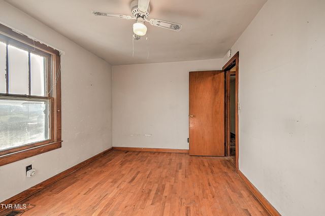 1141 Ridgecrest Avenue, Kingsport, TN 37665