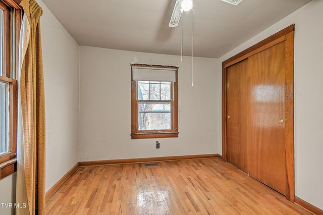 1141 Ridgecrest Avenue, Kingsport, TN 37665