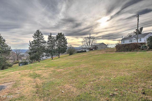 1141 Ridgecrest Avenue, Kingsport, TN 37665