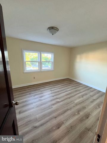 2236 BERRYHILL ST, Harrisburg, PA 17104