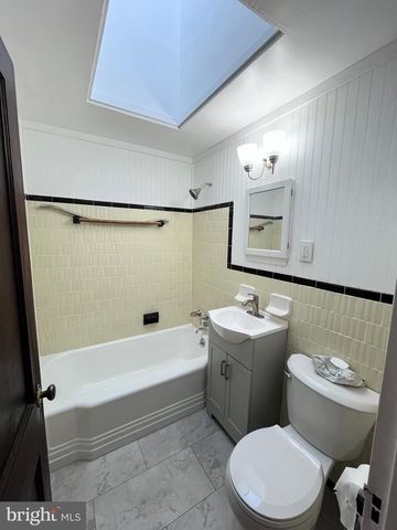2236 BERRYHILL ST, Harrisburg, PA 17104