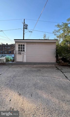 2236 BERRYHILL ST, Harrisburg, PA 17104