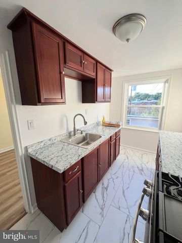 2236 BERRYHILL ST, Harrisburg, PA 17104