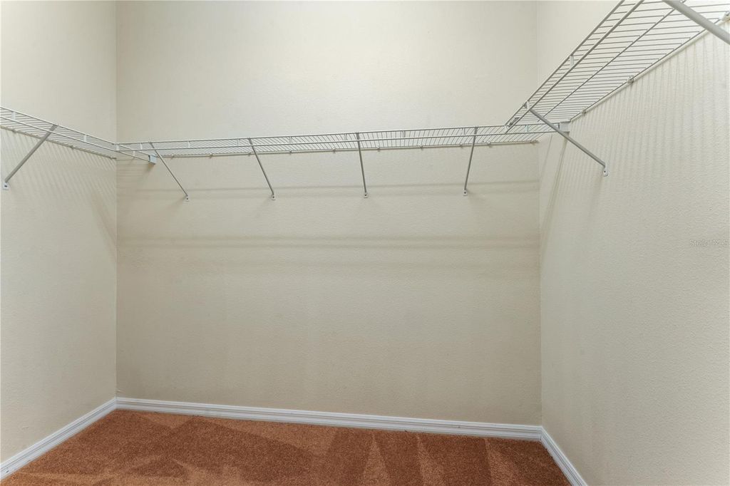 Image 19 of property listing at 14017 CITRUS CREST CIRCLE, Tampa, FL 33625