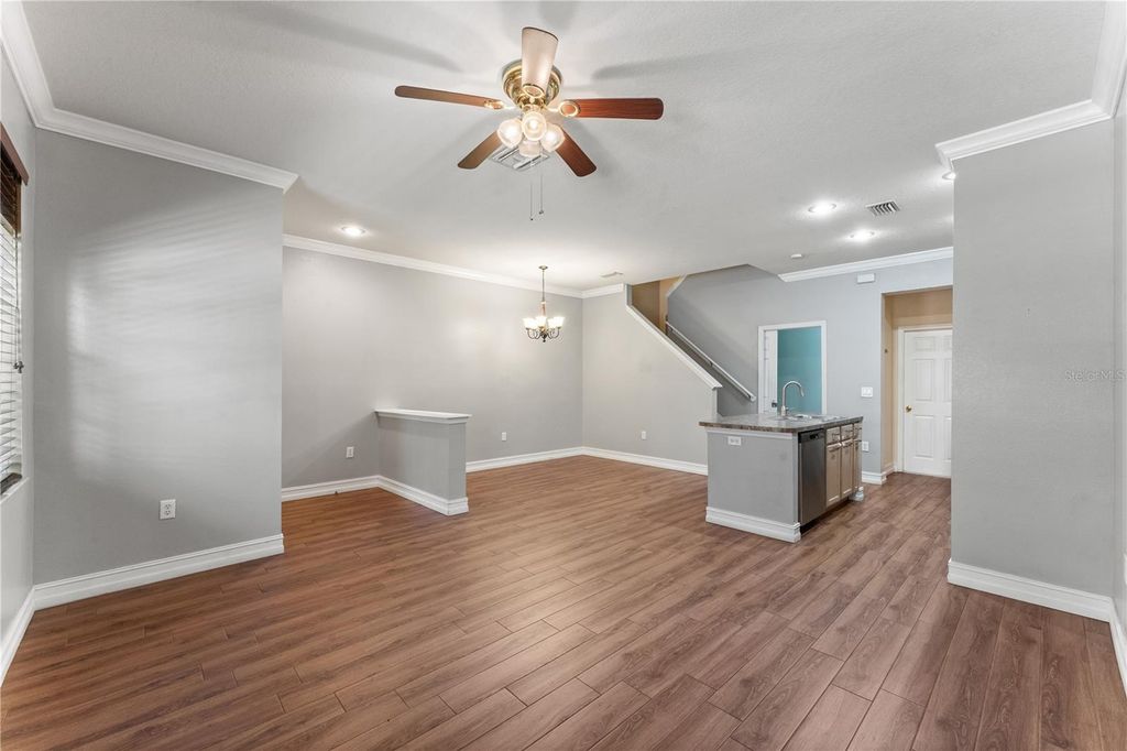 Image 4 of property listing at 14017 CITRUS CREST CIRCLE, Tampa, FL 33625