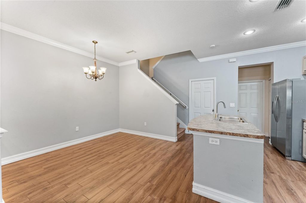 Image 7 of property listing at 14017 CITRUS CREST CIRCLE, Tampa, FL 33625