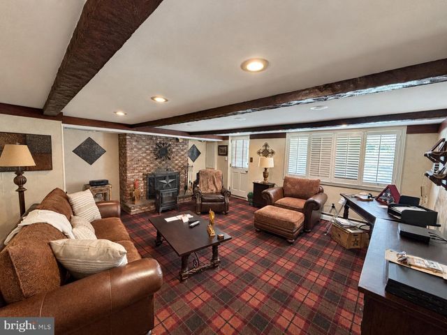 3842 SALINA RD, Philadelphia, PA 19154