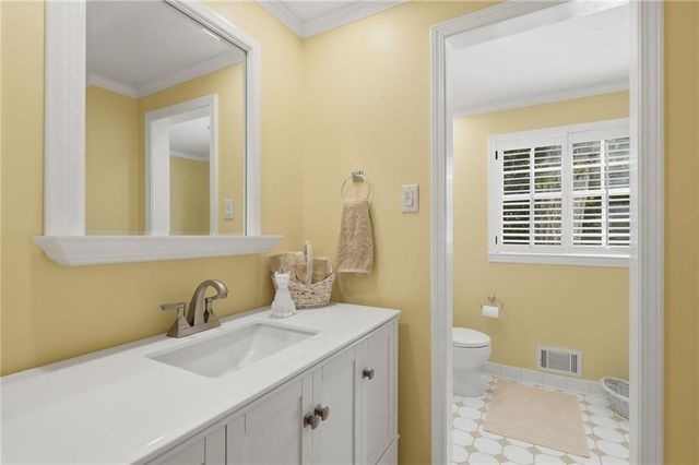 2360 Honeysuckle Lane SE, Smyrna, GA 30080