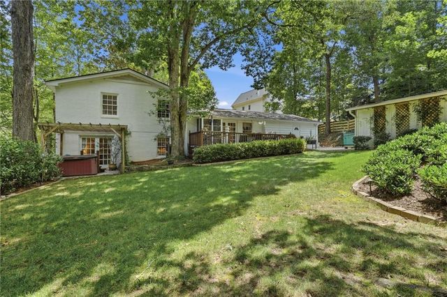 2360 Honeysuckle Lane SE, Smyrna, GA 30080