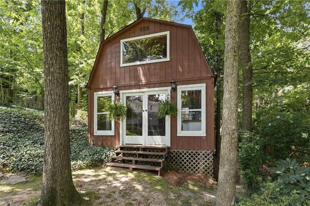 2360 Honeysuckle Lane SE, Smyrna, GA 30080