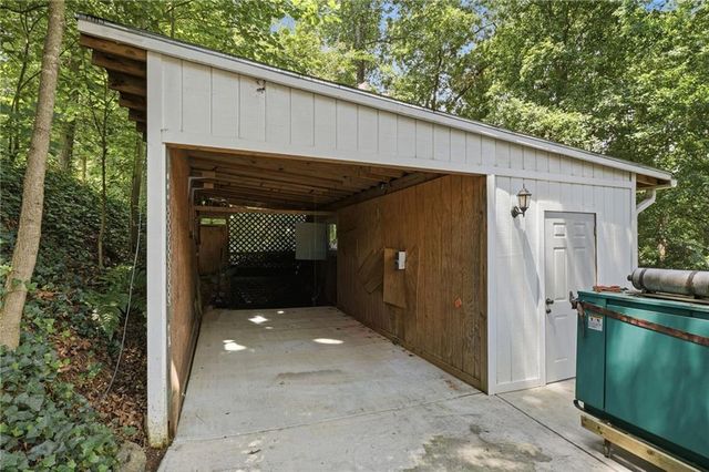 2360 Honeysuckle Lane SE, Smyrna, GA 30080