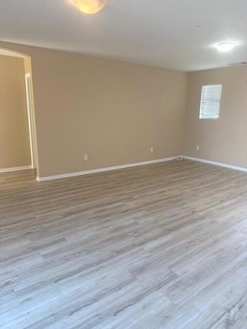 68093 Calle Las Tiendas, Desert Hot Springs, CA 92240