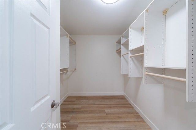 2233 Martin 202, Irvine, CA 92612