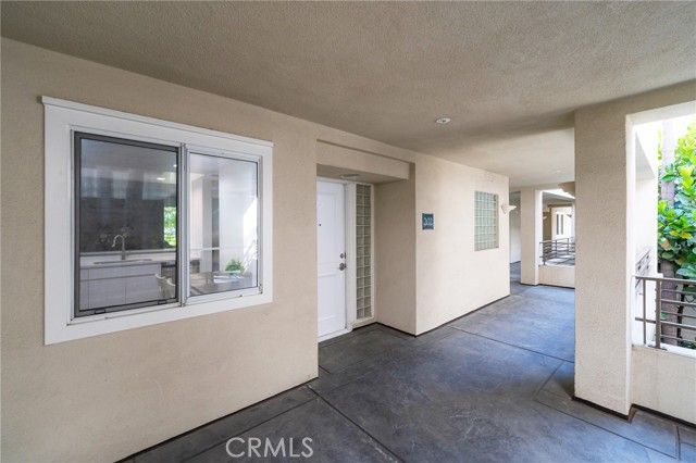 2233 Martin 202, Irvine, CA 92612